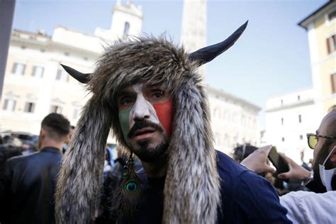 hermes ferrari chi è|Chi è Hermes Ferrari, lo “sciamano italia.